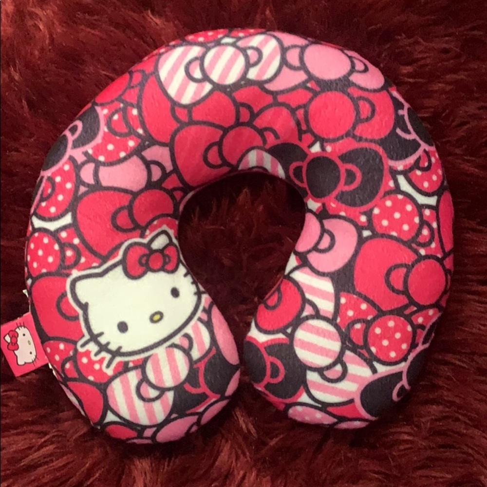 Hello Kitty pillow for Airplane